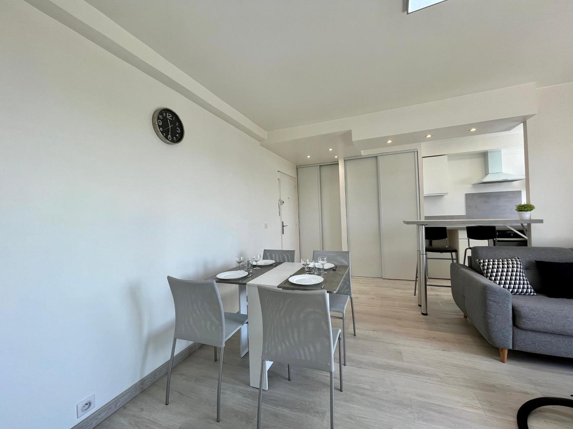 Le Declic Apartment *