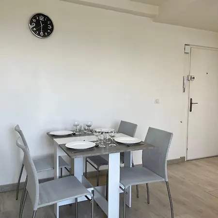 Ferienwohnung Le Declic Bourg-la-Reine Exterior foto